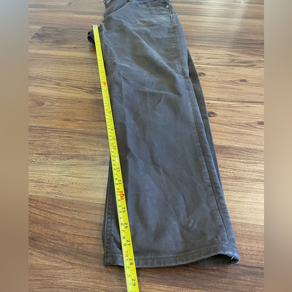 Levi's Men's 511 Commuter Trouser - Picture 8 of 9